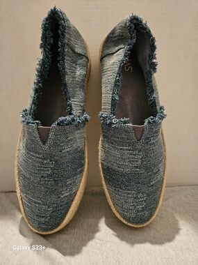 Toms Denim Blue Frayed Slip-On Espadrilles